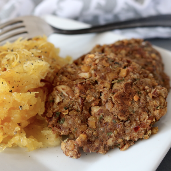 Low Carb Vegan Breakfast Sausage | A super easy gluten free, soy free, keto friendly recipe to spice up your breakfast!